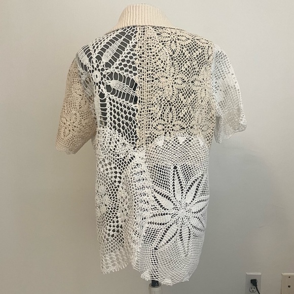 Eliou Doily Button Down, Medium - Picture 9 of 9